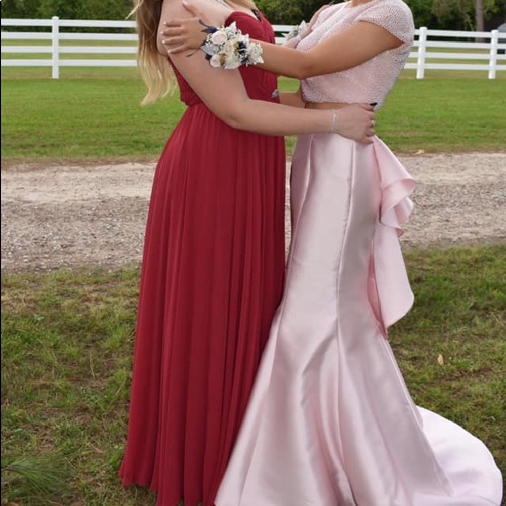 Sherri Hill prom dress